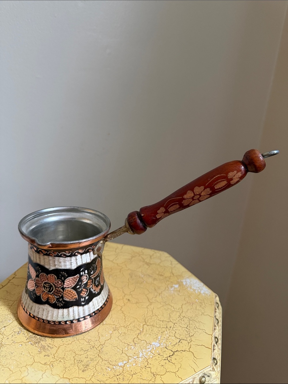Decorative Copper Turkish Coffee Pot with Wooden Handle - Copper & Black